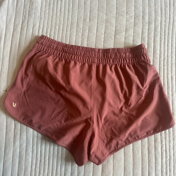 Vuori Clementine Shorts - Picture 2 of 3